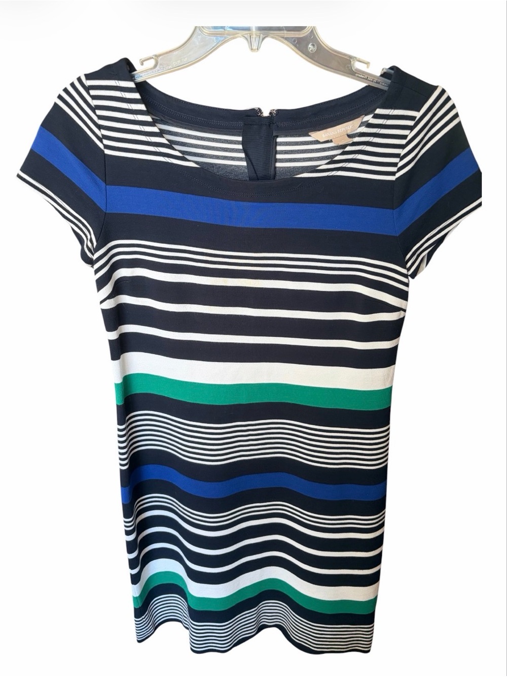Banana Republic Short-Sleeve knit dress in Navy, Blue & Green stripes size 4